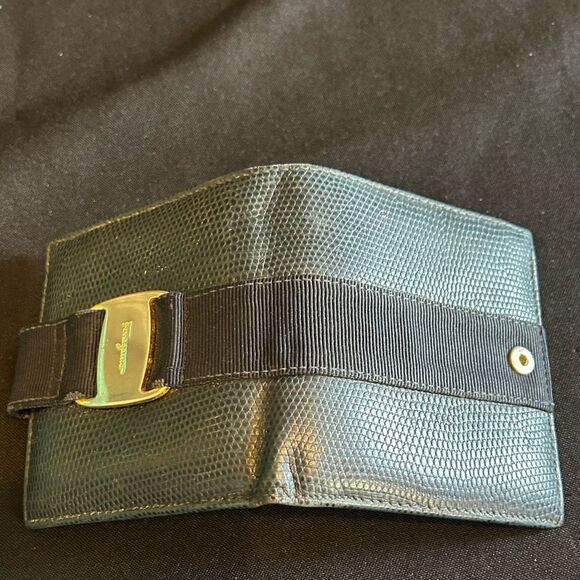 Salvatore Ferragamo Dark Blue Leather Wallet with Gold Accent Vintage Good Cond - Picture 7 of 7